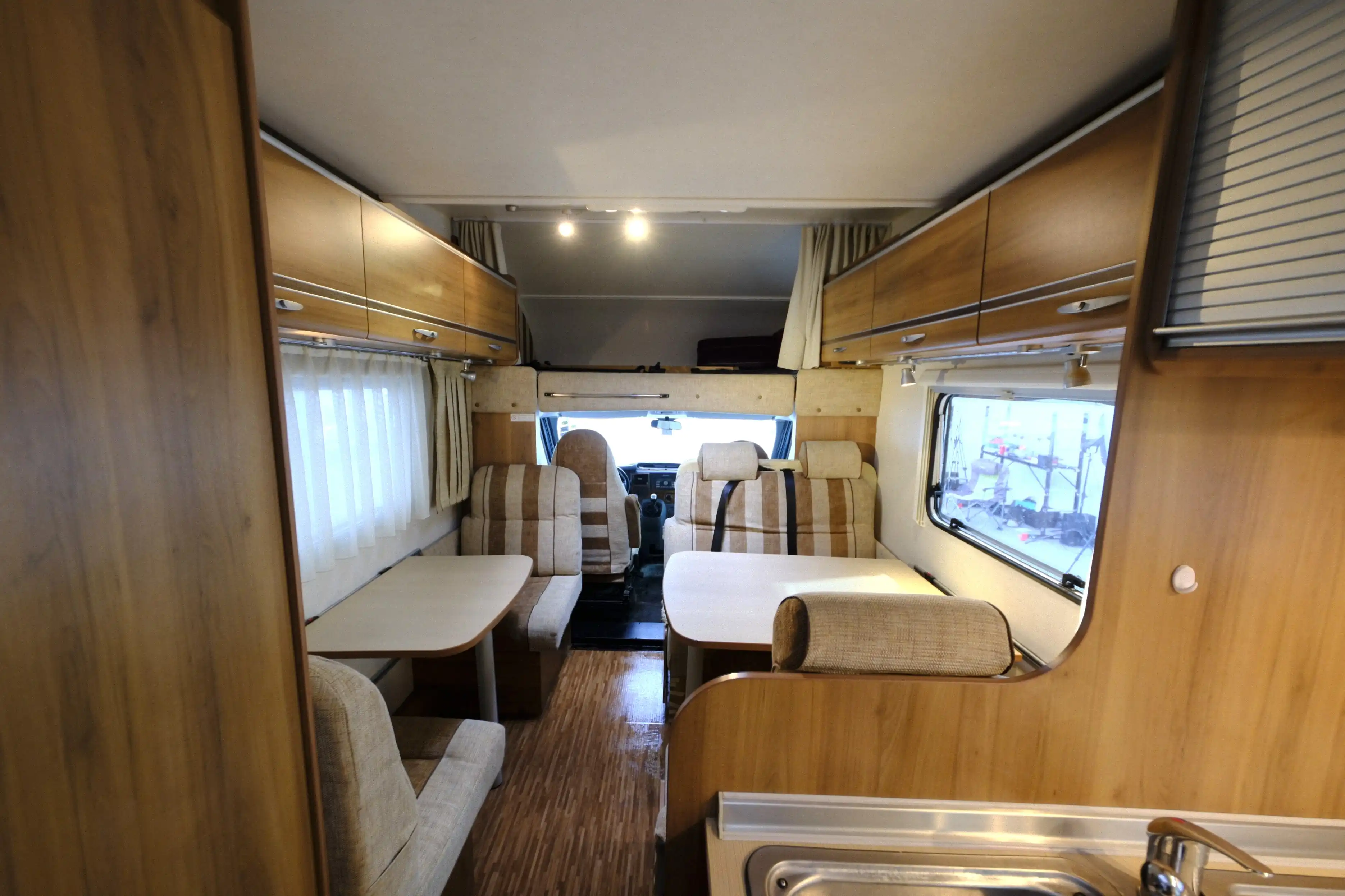 BUERSTNER Nexxo Family A 694